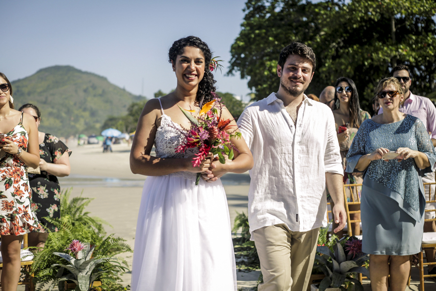 Casamento Ágatha e Matt. Espaço Uluar, Praia das Tonihas,Ubatuba.  Entrada