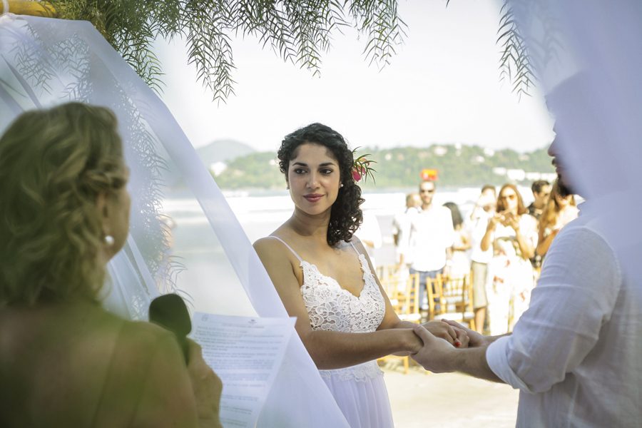 Casamento Ágatha e Matt. Espaço Uluar, Praia das Tonihas,Ubatuba.   Cerimônia