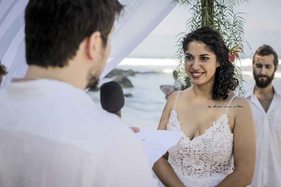 Casamento Ágatha e Matt. Espaço Uluar, Praia das Tonihas,Ubatuba.   Cerimônia