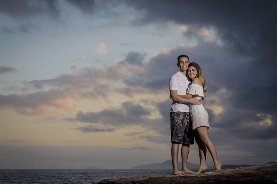 Ensaio pré weding Fernanda e Guilherme. Praia Puruba, Ubatuba, SP