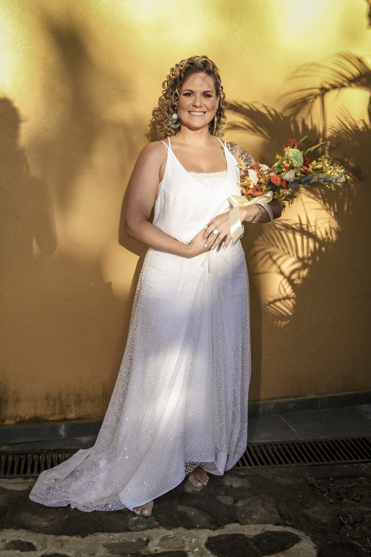 Casamento Thais e Ricardo. Praia das Toninhas, Ubatuba. A noiva. #taricaimperio