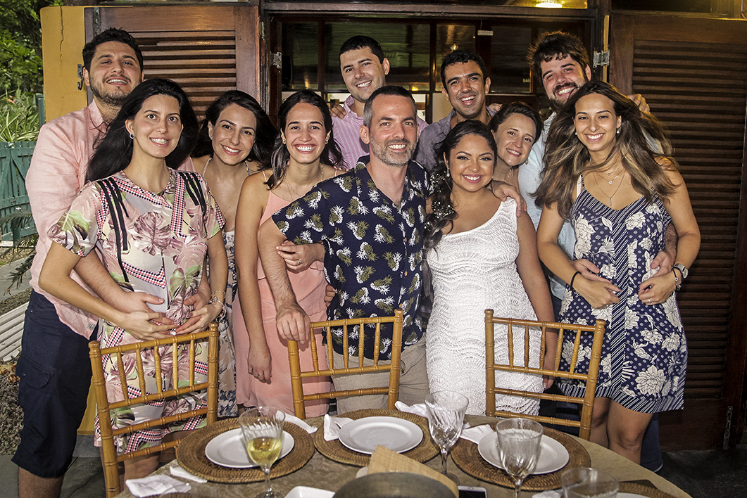 Casamento na praia das Toninhas, em Ubatuba, no espaço Uluar, Ubatuba. Festa e recepção.