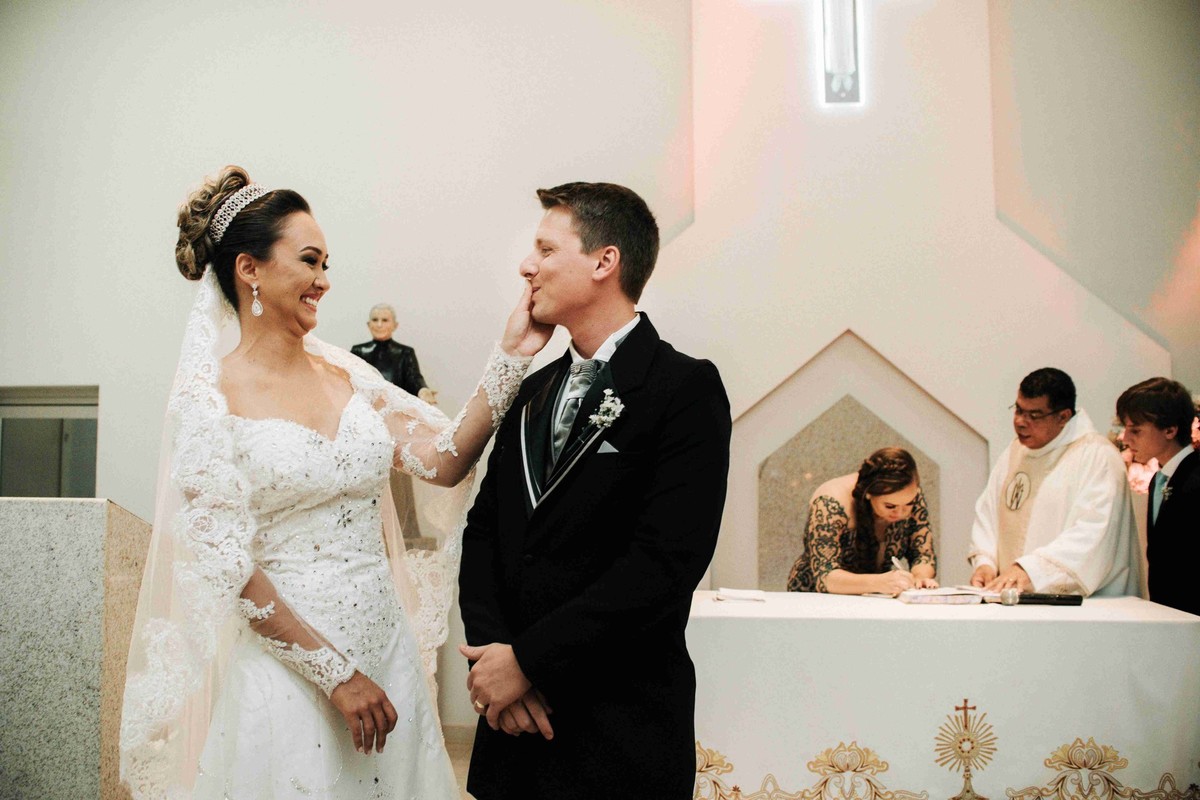 Ana paula e rafael fotografia de casamento em palmas fotografia de casamento xodozinho retratos casamento em palmas casamento na igreja casamento de noite inspiração de casamento foto de decoração