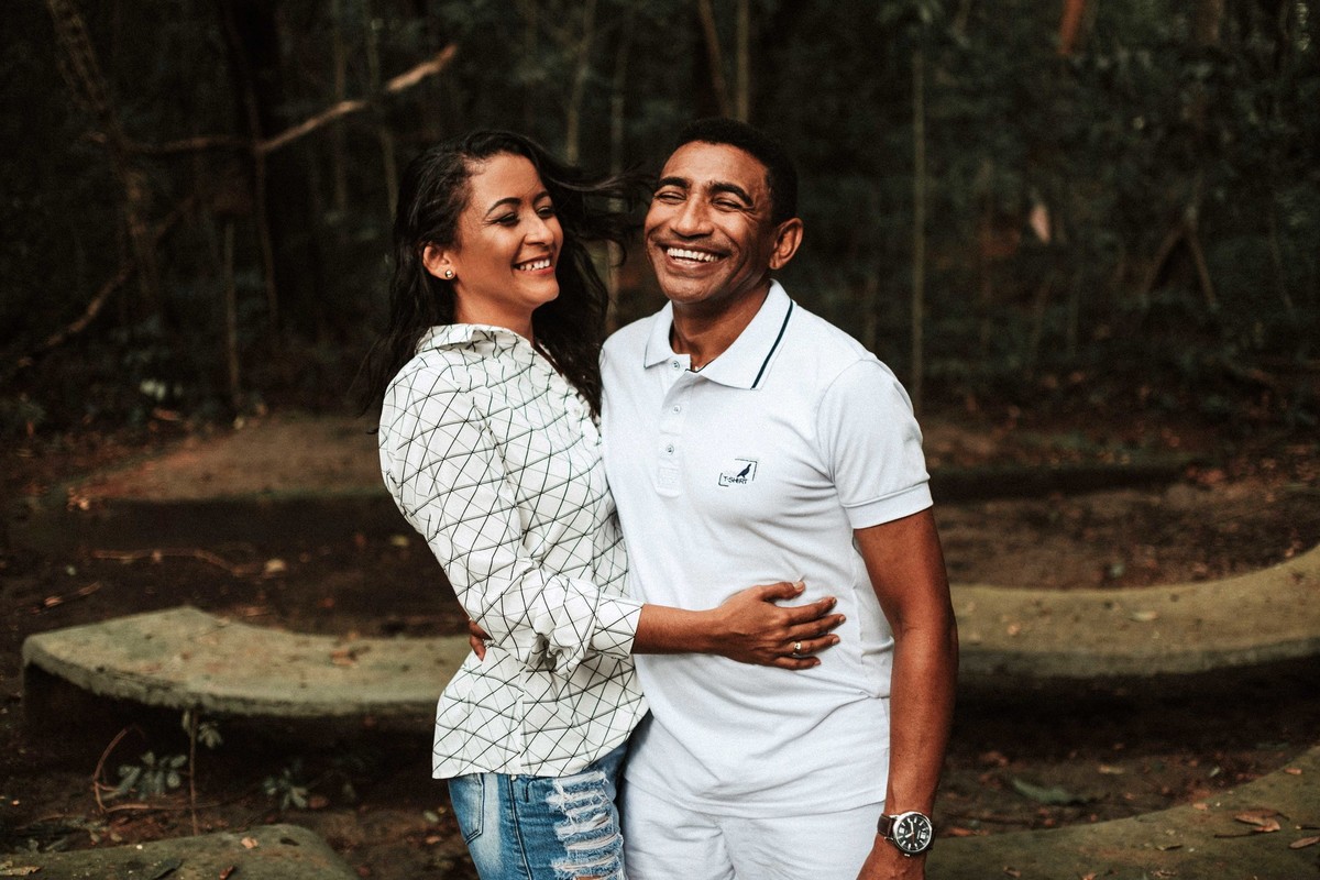 MARCIA E ESTACIO   PRE CASAMENTO   FOTOGRAFIA NO TOCANTINS   INSPIRAÇÃO   FOTOGRAFIA DE CASAL   CASAMENTO AO AR LIVRE   NOIVA NEGRA   CASAL NEGRO   ENSAIO NA CIDADE   ENSAIO NA GRUTA   LOVE (1)
