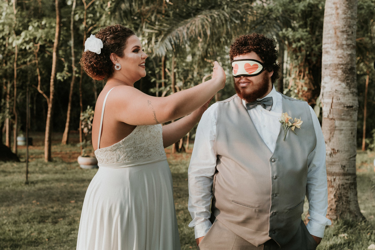 talita e jonathan casamento ao ar livre de dia casamento xodozinho retratos xom casais apaixonados