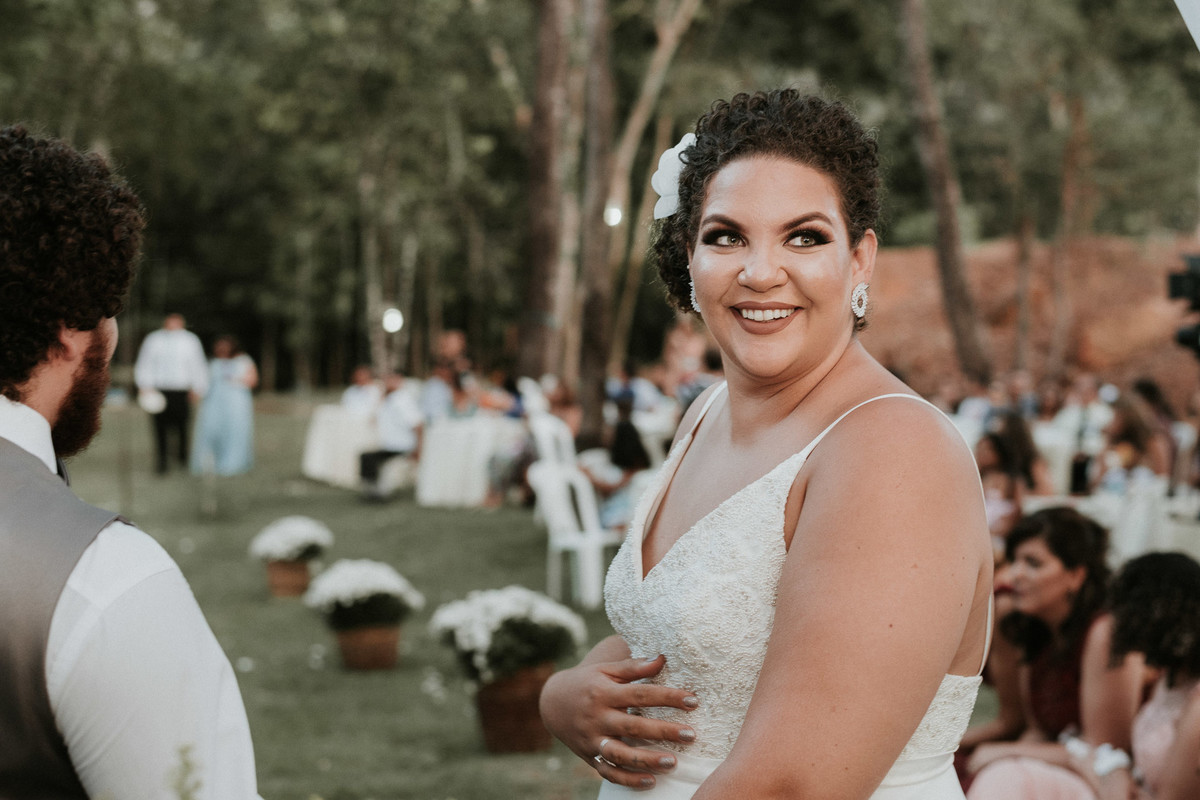 talita e jonathan casamento ao ar livre de dia casamento xodozinho retratos xom casais apaixonados