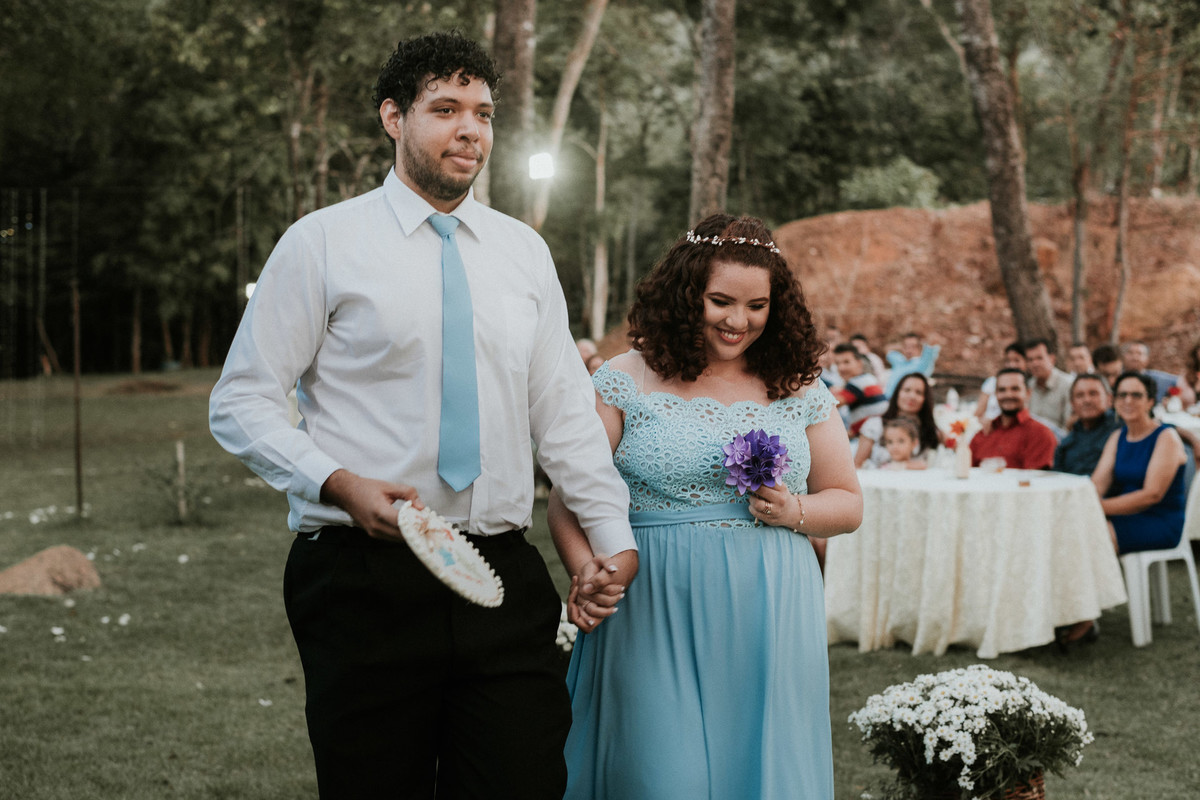 talita e jonathan casamento ao ar livre de dia casamento xodozinho retratos xom casais apaixonados