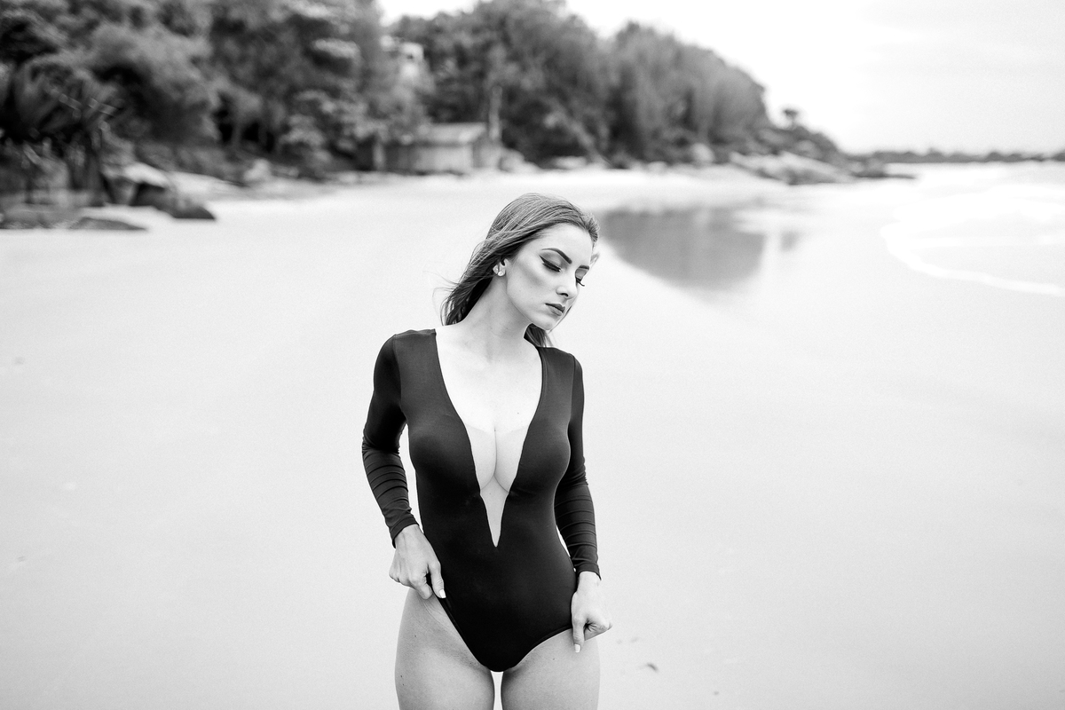 Ensaio Sensual Feminino em Florianópolis na Praia