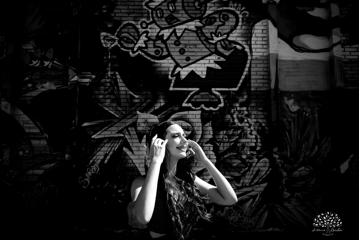 Julia - Julia 15 anos - 15 Anos - Quinze Anos - Ensaio Externo - Debutante - Biblioteca Pública de Pelotas - Porto de Pelotas - Parque Una- Família - Luz - Antonio Rocha Fotografias - Antonio Rocha - @antoniorochafotografias 