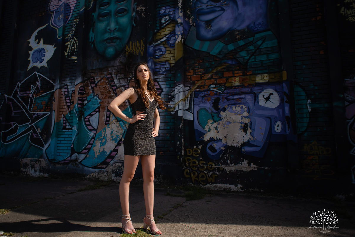 Julia - Julia 15 anos - 15 Anos - Quinze Anos - Ensaio Externo - Debutante - Biblioteca Pública de Pelotas - Porto de Pelotas - Parque Una- Família - Luz - Antonio Rocha Fotografias - Antonio Rocha - @antoniorochafotografias 