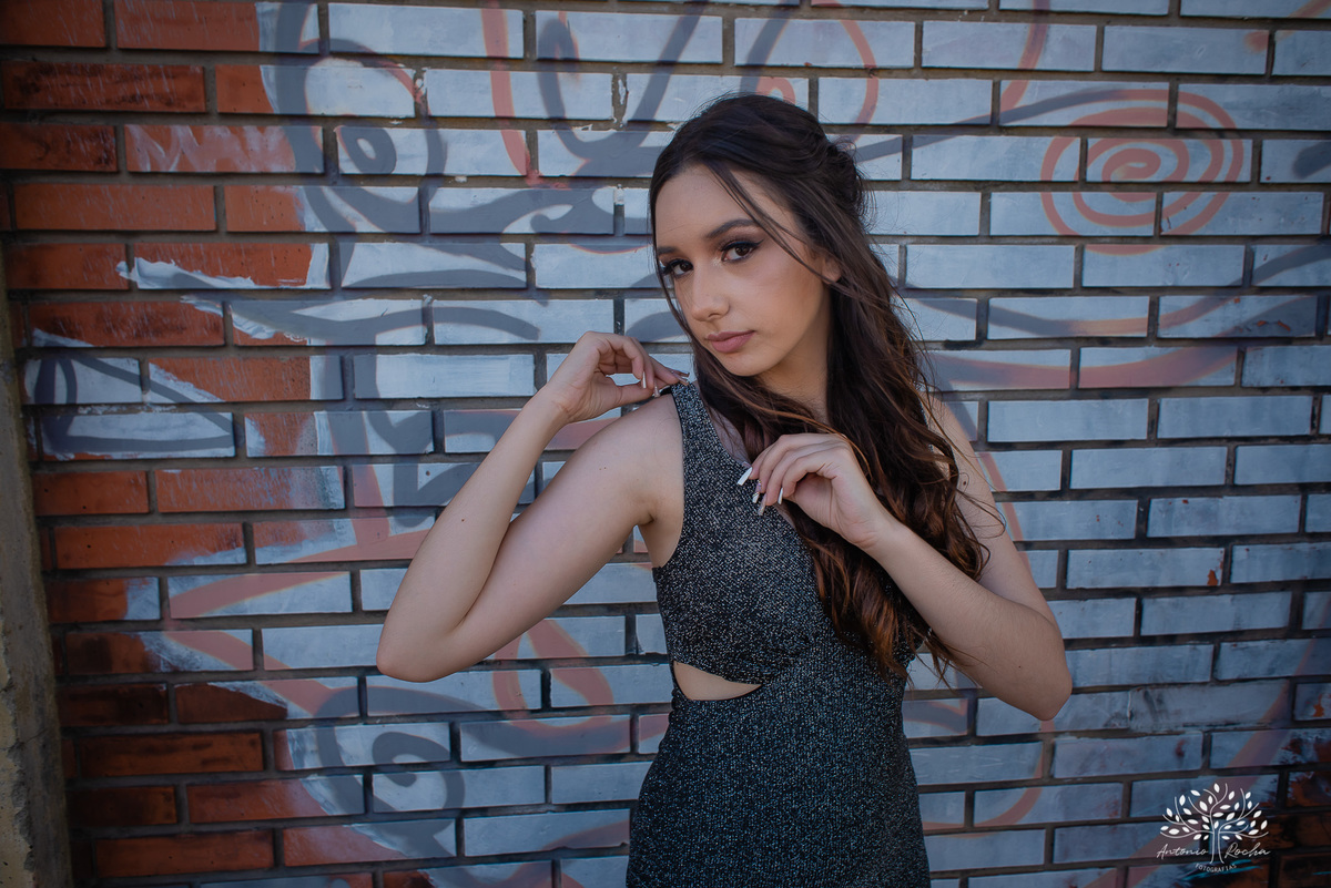 Julia - Julia 15 anos - 15 Anos - Quinze Anos - Ensaio Externo - Debutante - Biblioteca Pública de Pelotas - Porto de Pelotas - Parque Una- Família - Luz - Antonio Rocha Fotografias - Antonio Rocha - @antoniorochafotografias 