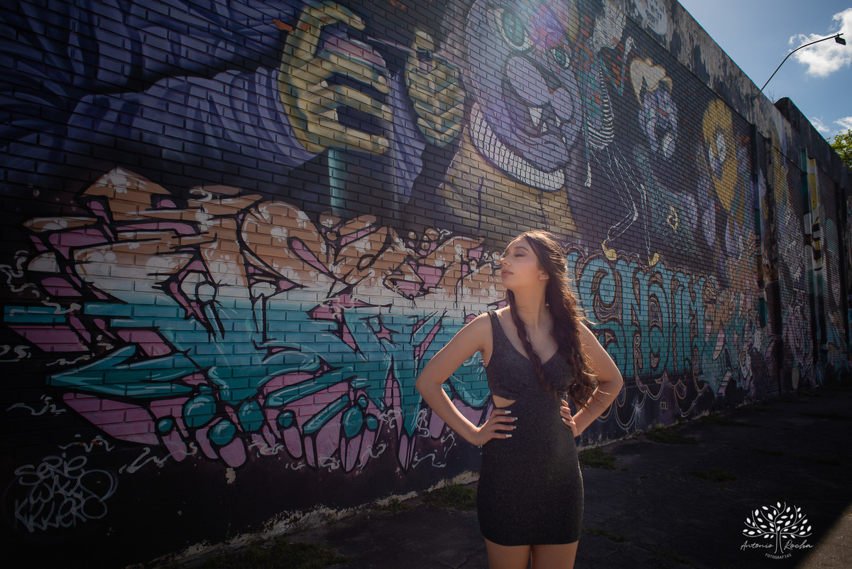 Julia - Julia 15 anos - 15 Anos - Quinze Anos - Ensaio Externo - Debutante - Biblioteca Pública de Pelotas - Porto de Pelotas - Parque Una- Família - Luz - Antonio Rocha Fotografias - Antonio Rocha - @antoniorochafotografias 