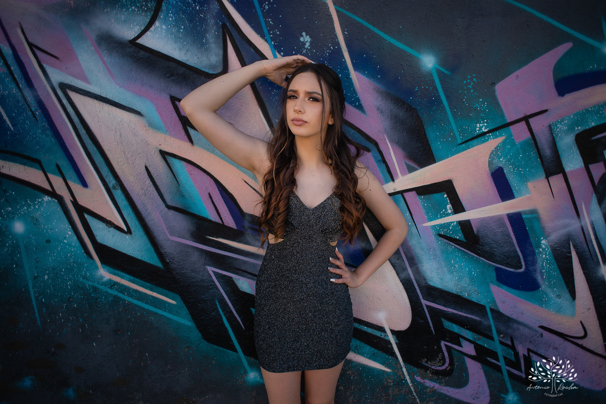 Julia - Julia 15 anos - 15 Anos - Quinze Anos - Ensaio Externo - Debutante - Biblioteca Pública de Pelotas - Porto de Pelotas - Parque Una- Família - Luz - Antonio Rocha Fotografias - Antonio Rocha - @antoniorochafotografias 