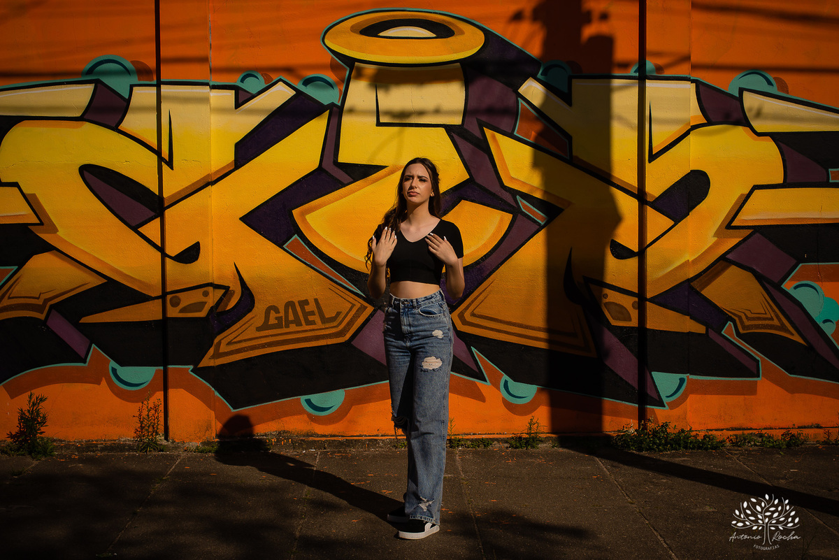 Julia - Julia 15 anos - 15 Anos - Quinze Anos - Ensaio Externo - Debutante - Biblioteca Pública de Pelotas - Porto de Pelotas - Parque Una- Família - Luz - Antonio Rocha Fotografias - Antonio Rocha - @antoniorochafotografias 