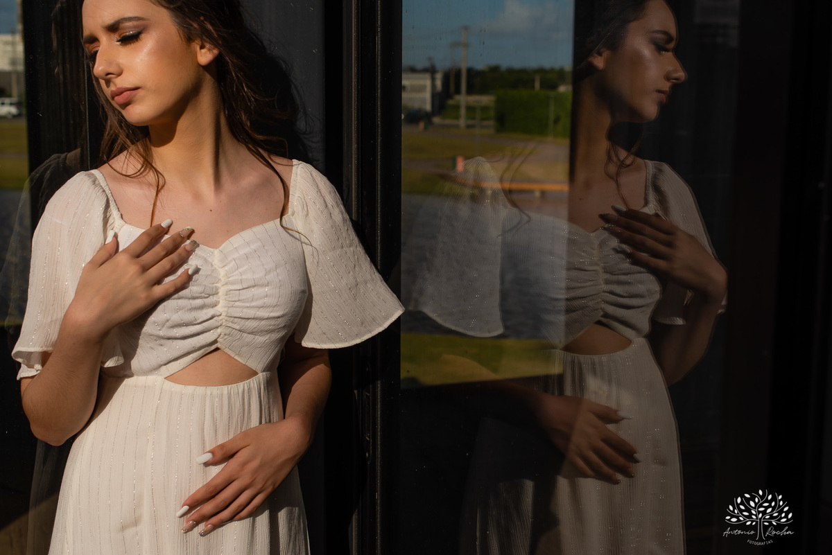 Julia - Julia 15 anos - 15 Anos - Quinze Anos - Ensaio Externo - Debutante - Biblioteca Pública de Pelotas - Porto de Pelotas - Parque Una- Família - Luz - Antonio Rocha Fotografias - Antonio Rocha - @antoniorochafotografias 