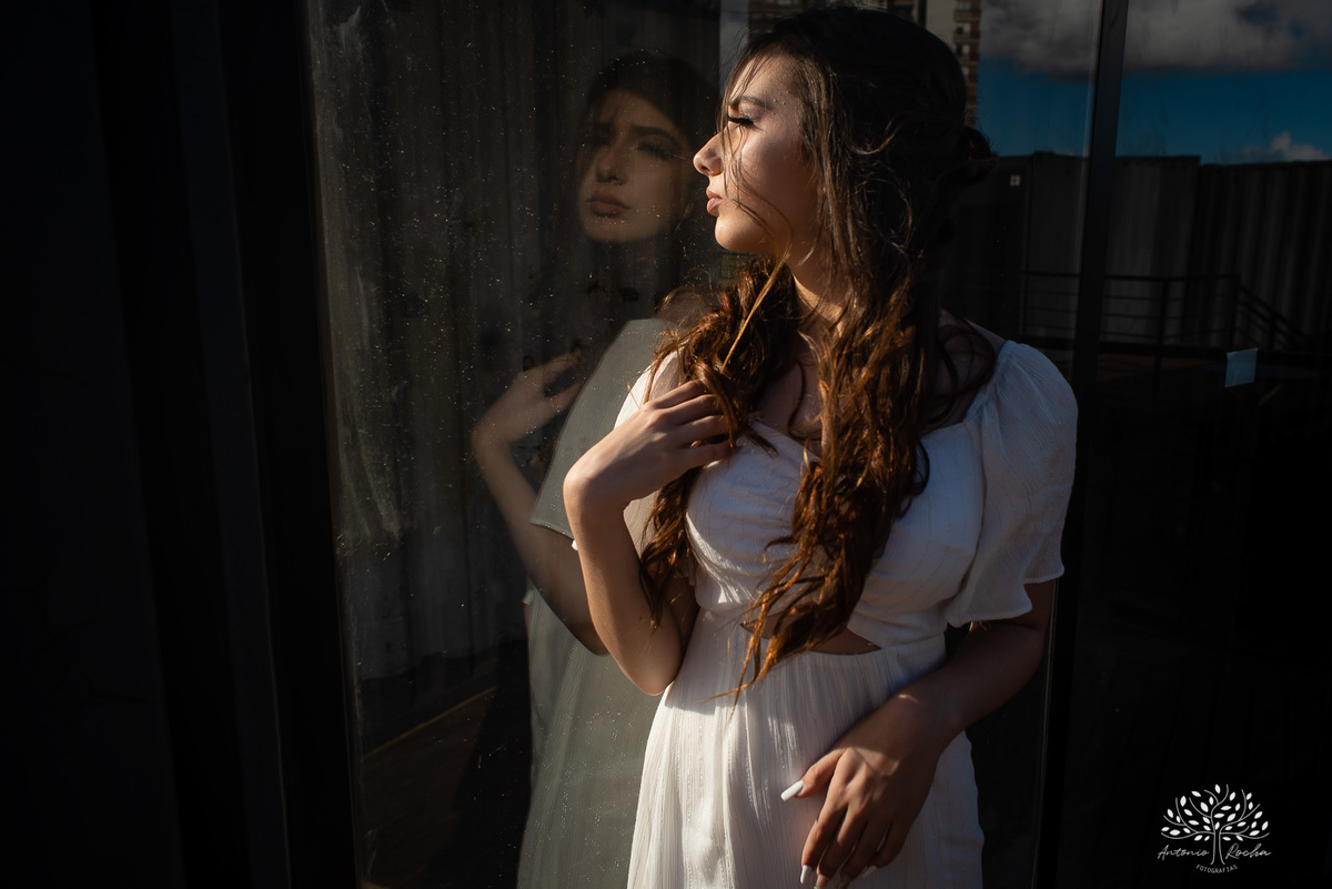 Julia - Julia 15 anos - 15 Anos - Quinze Anos - Ensaio Externo - Debutante - Biblioteca Pública de Pelotas - Porto de Pelotas - Parque Una- Família - Luz - Antonio Rocha Fotografias - Antonio Rocha - @antoniorochafotografias 