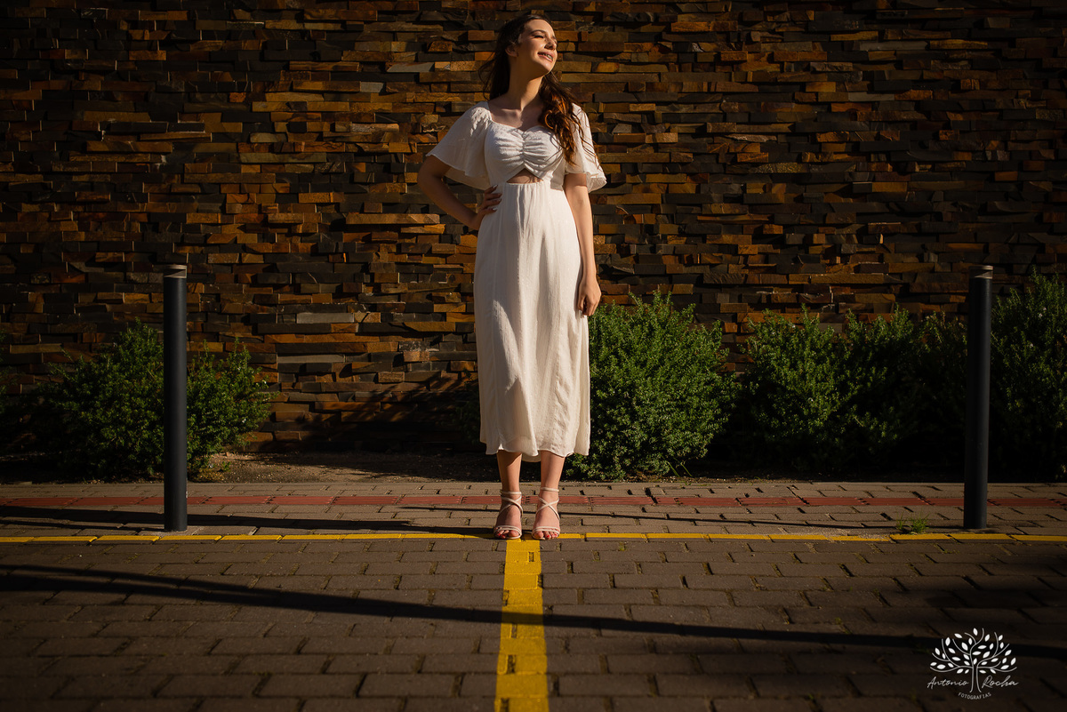 Julia - Julia 15 anos - 15 Anos - Quinze Anos - Ensaio Externo - Debutante - Biblioteca Pública de Pelotas - Porto de Pelotas - Parque Una- Família - Luz - Antonio Rocha Fotografias - Antonio Rocha - @antoniorochafotografias 