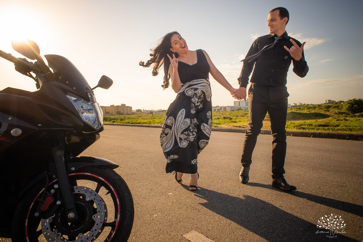 Danay e Endrigo - Casamento - Ensaio ao Ar Livre - Parque Una - Cuba - Brasil - Amor Verdadeiro - Moto - Pelotas - RS - Antonio Rocha Fotografias - @antoniorochafotografias