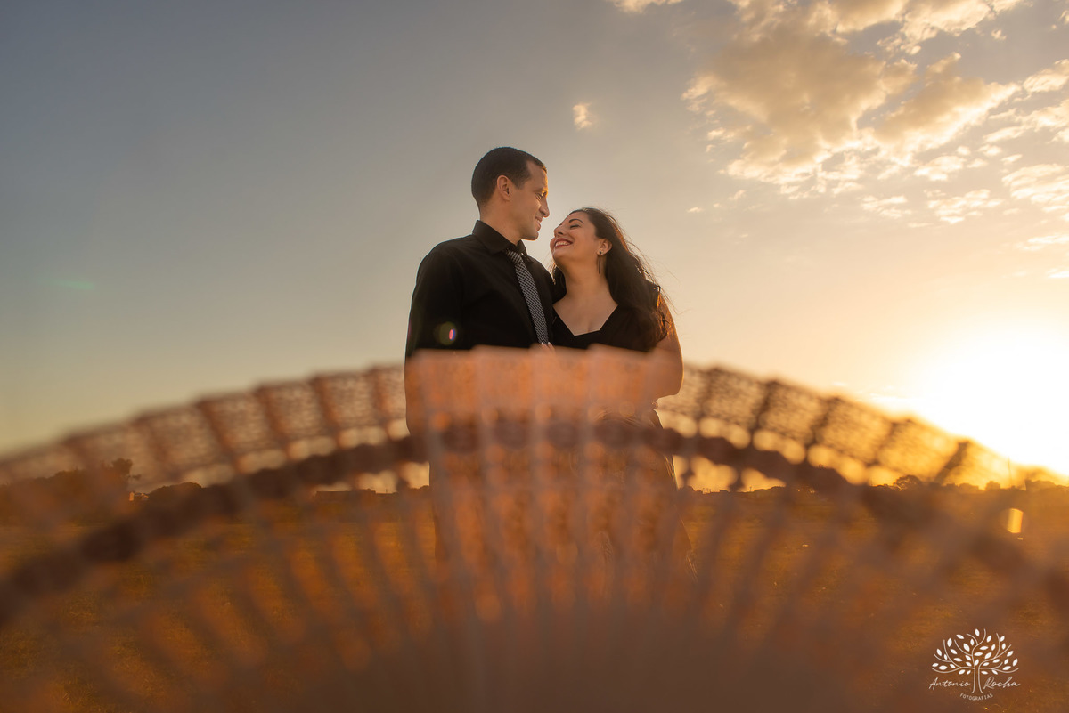 Danay e Endrigo - Casamento - Ensaio ao Ar Livre - Parque Una - Cuba - Brasil - Amor Verdadeiro - Moto - Pelotas - RS - Antonio Rocha Fotografias - @antoniorochafotografias