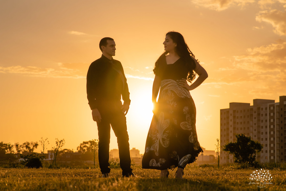 Danay e Endrigo - Casamento - Ensaio ao Ar Livre - Parque Una - Cuba - Brasil - Amor Verdadeiro - Moto - Pelotas - RS - Antonio Rocha Fotografias - @antoniorochafotografias