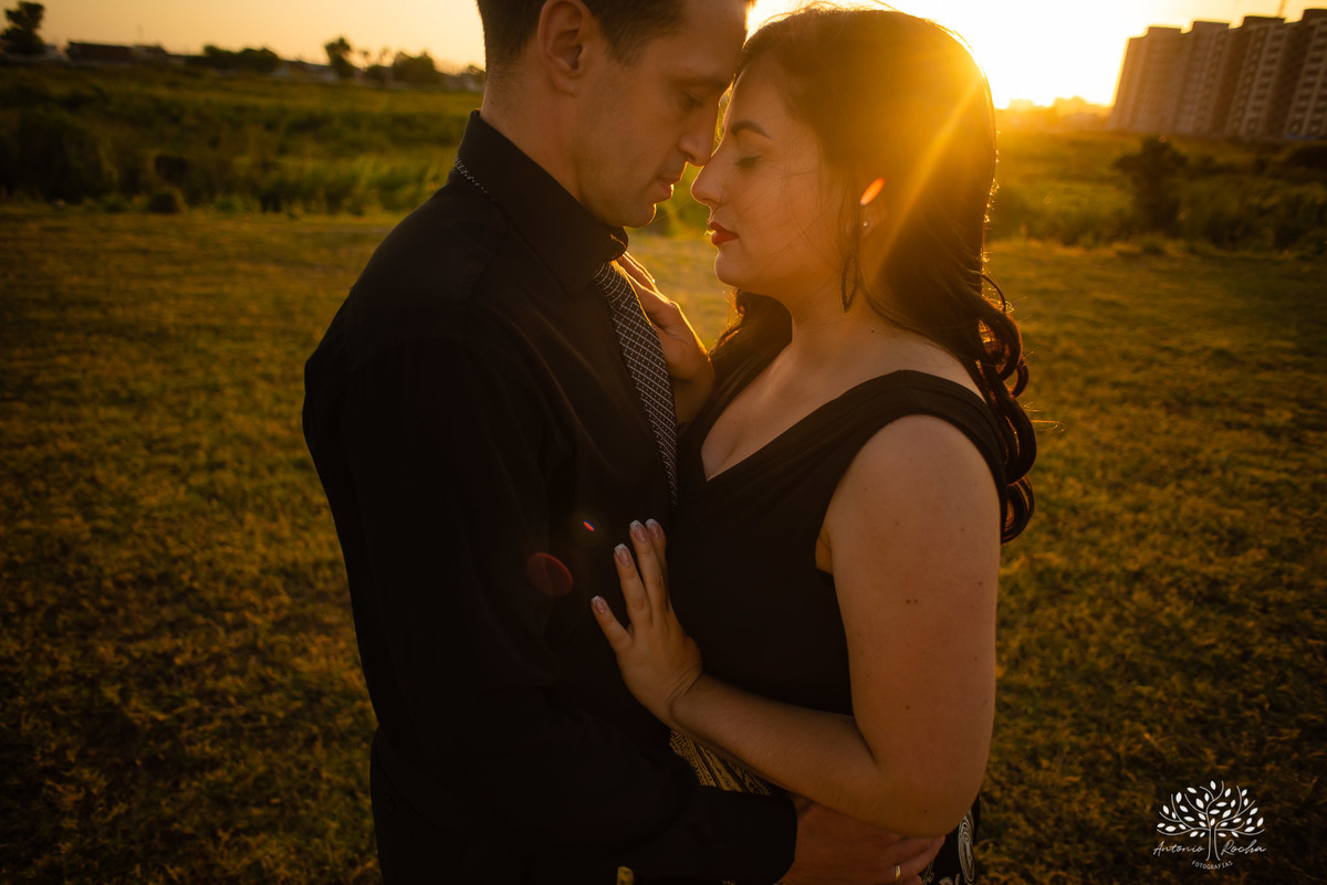Danay e Endrigo - Casamento - Ensaio ao Ar Livre - Parque Una - Cuba - Brasil - Amor Verdadeiro - Moto - Pelotas - RS - Antonio Rocha Fotografias - @antoniorochafotografias