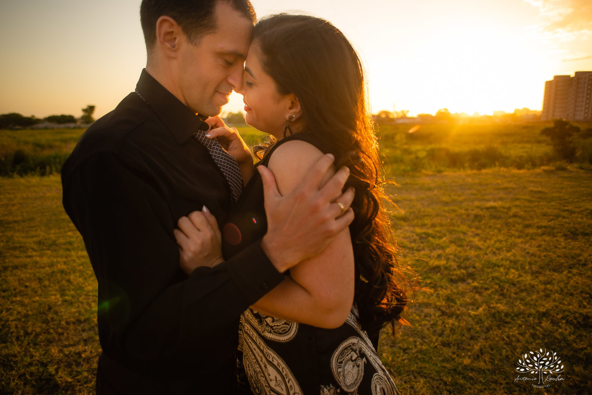 Danay e Endrigo - Casamento - Ensaio ao Ar Livre - Parque Una - Cuba - Brasil - Amor Verdadeiro - Moto - Pelotas - RS - Antonio Rocha Fotografias - @antoniorochafotografias