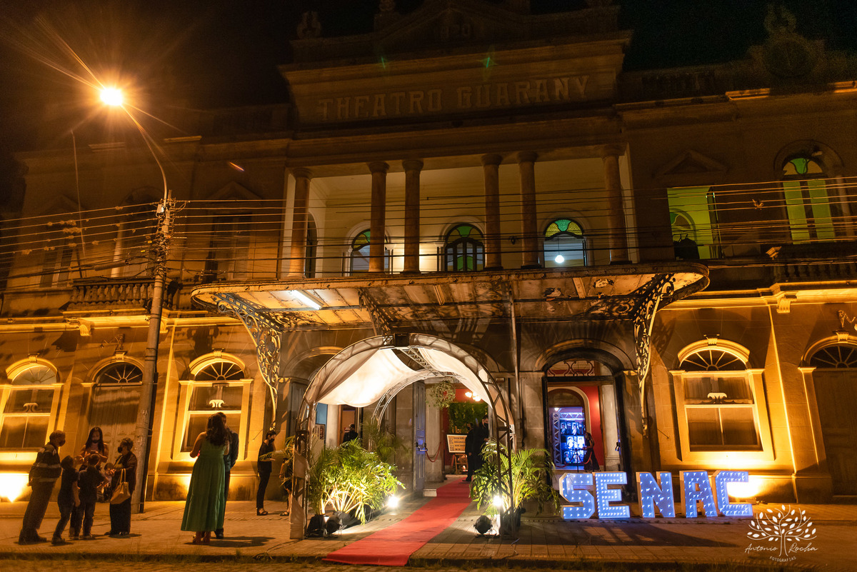 Márcio Neuenfeld - Engenheiros do Hawai - Jesus - Formatura - Cátia Neuenfeld - Henrique - @lascano.cesaro - Tecnologia em Processos Gerenciais - Lás Acácias - Pelotas - RS - Antonio Rocha - Teatro Guarany - @antoniorochafotografias