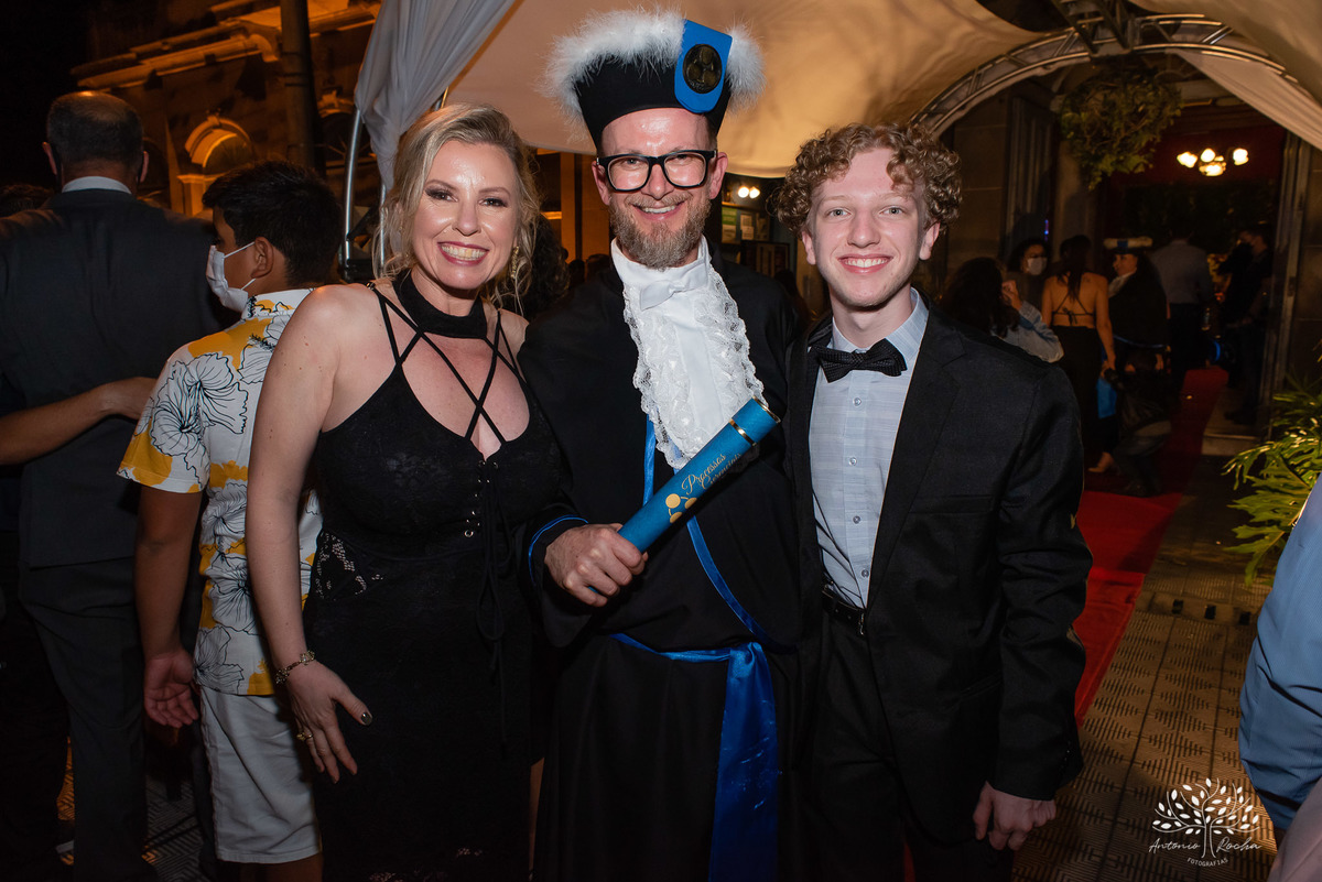 Márcio Neuenfeld - Engenheiros do Hawai - Jesus - Formatura - Cátia Neuenfeld - Henrique - @lascano.cesaro - Tecnologia em Processos Gerenciais - Lás Acácias - Pelotas - RS - Antonio Rocha - Teatro Guarany - @antoniorochafotografias