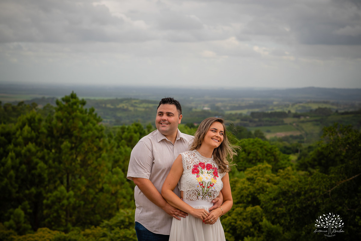 Silvana e Raul - Casamento - Matrimônio - Ensaio Externo - Ensaio Pré-Casamento - Parque Stone Land - Casal Feliz - Escolha Mútua - Eternos Namorados - Natureza - Dia do Sim - Troca de Alianças - Pelotas - RS - Antonio Rocha - @antoniorochafotografias