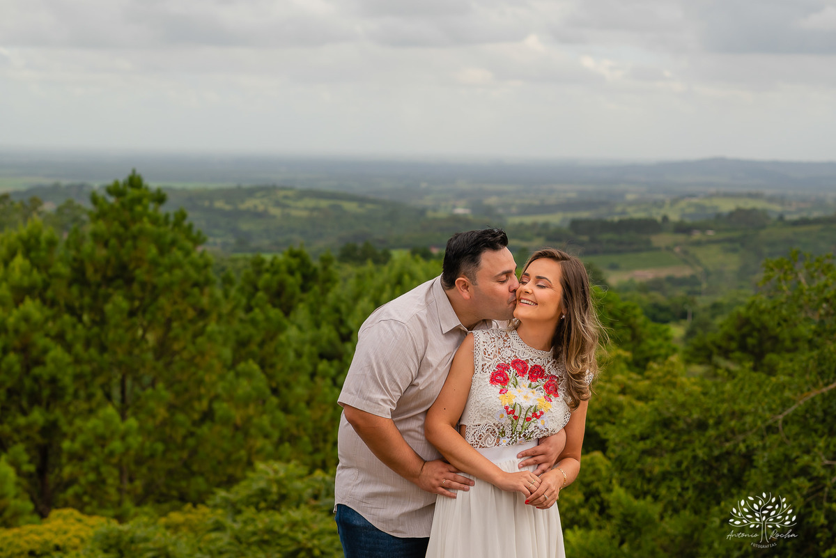 Silvana e Raul - Casamento - Matrimônio - Ensaio Externo - Ensaio Pré-Casamento - Parque Stone Land - Casal Feliz - Escolha Mútua - Eternos Namorados - Natureza - Dia do Sim - Troca de Alianças - Pelotas - RS - Antonio Rocha - @antoniorochafotografias