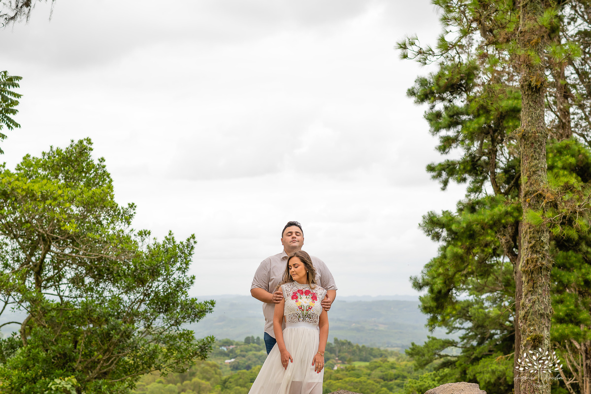Silvana e Raul - Casamento - Matrimônio - Ensaio Externo - Ensaio Pré-Casamento - Parque Stone Land - Casal Feliz - Escolha Mútua - Eternos Namorados - Natureza - Dia do Sim - Troca de Alianças - Pelotas - RS - Antonio Rocha - @antoniorochafotografias
