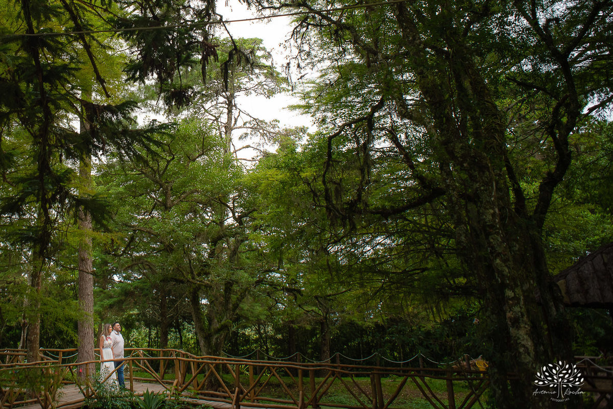 Silvana e Raul - Casamento - Matrimônio - Ensaio Externo - Ensaio Pré-Casamento - Parque Stone Land - Casal Feliz - Escolha Mútua - Eternos Namorados - Natureza - Dia do Sim - Troca de Alianças - Pelotas - RS - Antonio Rocha - @antoniorochafotografias