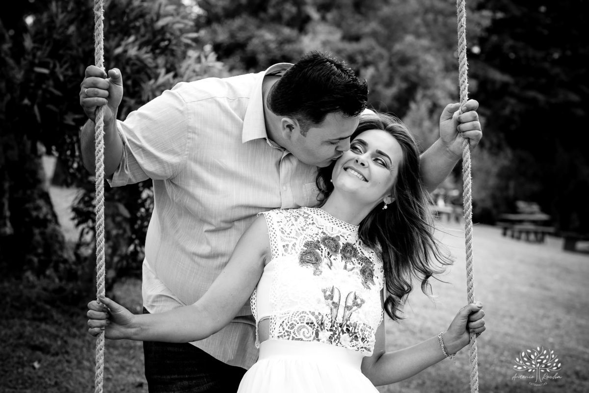 Silvana e Raul - Casamento - Matrimônio - Ensaio Externo - Ensaio Pré-Casamento - Parque Stone Land - Casal Feliz - Escolha Mútua - Eternos Namorados - Natureza - Dia do Sim - Troca de Alianças - Pelotas - RS - Antonio Rocha - @antoniorochafotografiasSilv