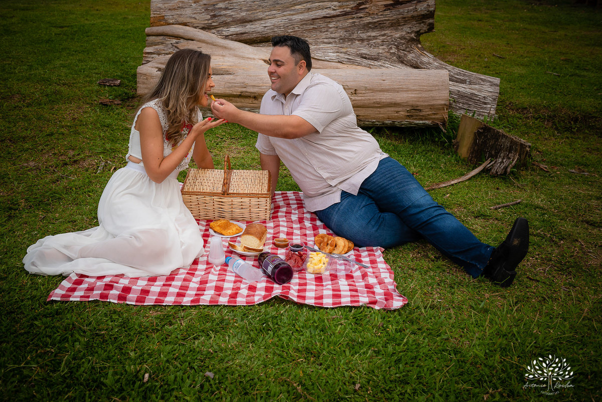 Silvana e Raul - Casamento - Matrimônio - Ensaio Externo - Ensaio Pré-Casamento - Parque Stone Land - Casal Feliz - Escolha Mútua - Eternos Namorados - Natureza - Dia do Sim - Troca de Alianças - Pelotas - RS - Antonio Rocha - @antoniorochafotografias