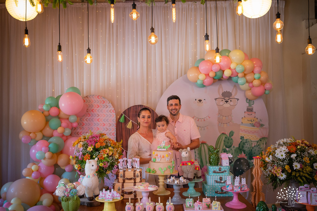 Maitê - Primeiro Aninho - 1 ano - Manuela - Murilo - Felicidade - Quinta Dom Manuel Festa Lhama- Festa Infantil - Hora de Soprar a Velinha - Parabéns - Pelotas - RS - Antonio Rocha - @antoniorochafotografias