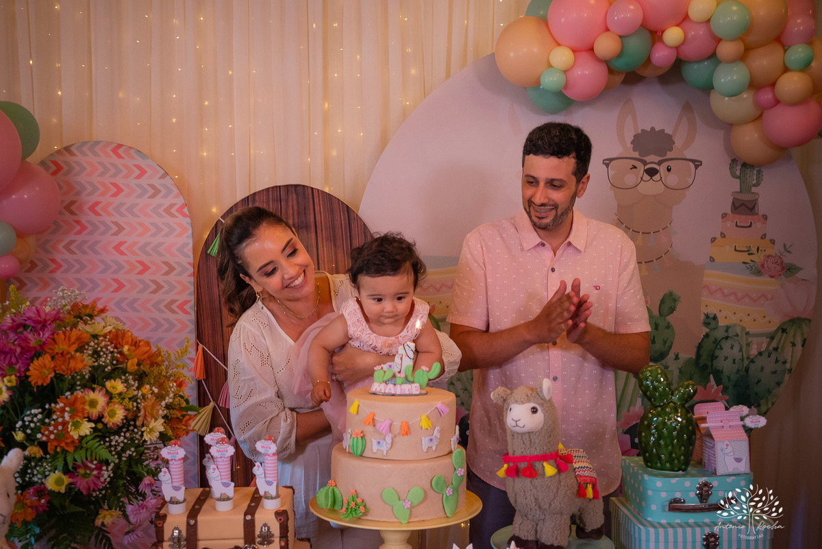 Maitê - Primeiro Aninho - 1 ano - Manuela - Murilo - Felicidade - Quinta Dom Manuel Festa Lhama- Festa Infantil - Hora de Soprar a Velinha - Parabéns - Pelotas - RS - Antonio Rocha - @antoniorochafotografias