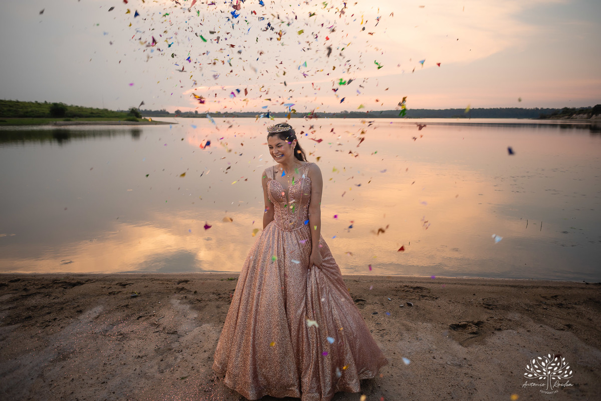 Erika – Erika 15 Anos – Ensaio – Ensaio Debutante – Parque Una – Morada do Sol – Família – Gaudéria – Felicidade – Foto Premiada – Prime Foto Association – Fotografia de Família – Debutante – Por do Sol – Vestido – Rose Gold – Antonio Rocha Fotografias