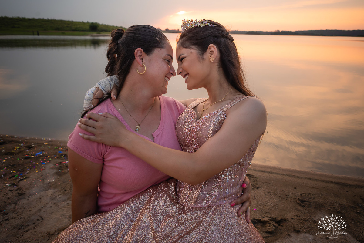 Erika – Erika 15 Anos – Ensaio – Ensaio Debutante – Parque Una – Morada do Sol – Família – Gaudéria – Felicidade – Foto Premiada – Prime Foto Association – Fotografia de Família – Debutante – Por do Sol – Vestido – Rose Gold – Antonio Rocha Fotografias