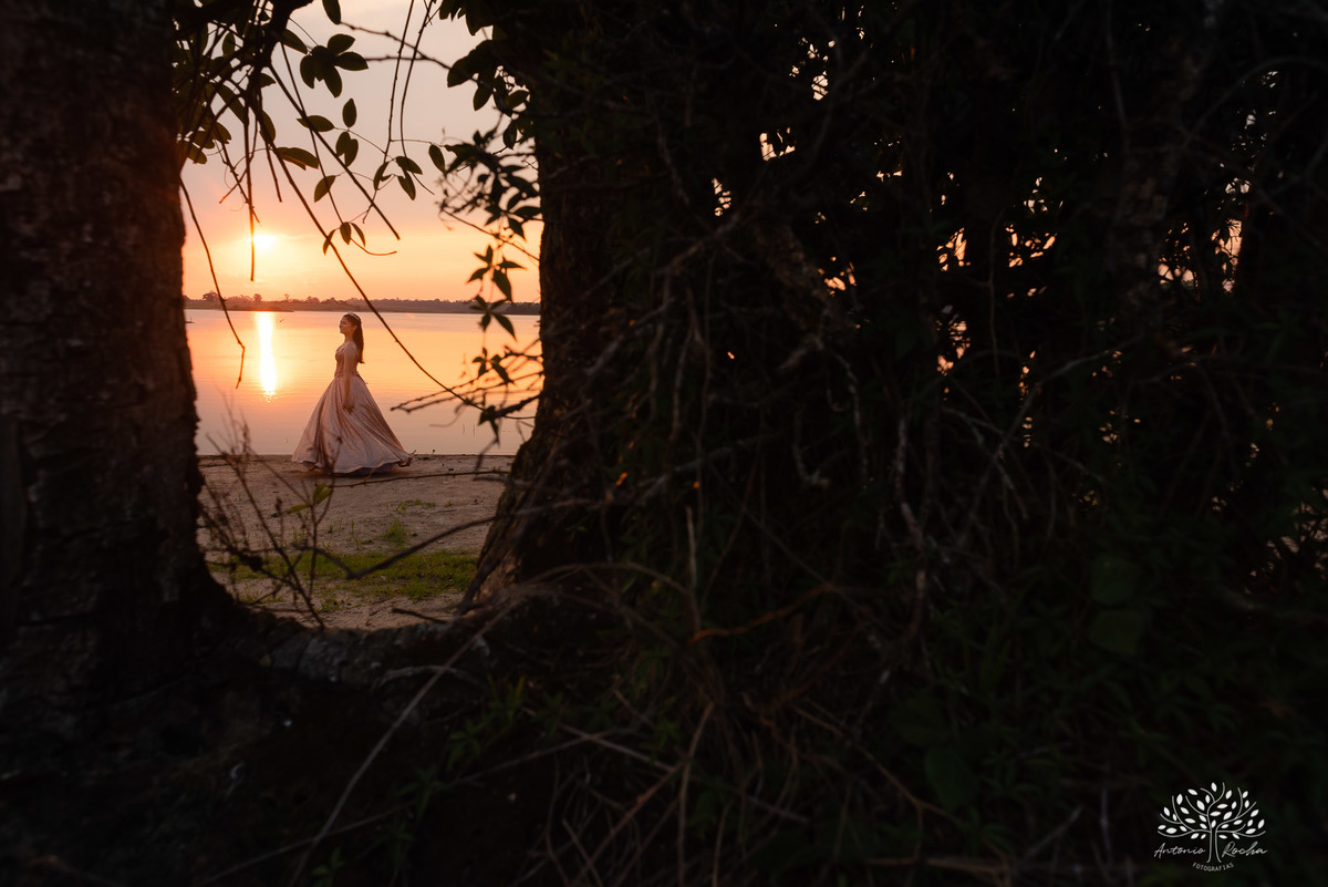 Erika – Erika 15 Anos – Ensaio – Ensaio Debutante – Parque Una – Morada do Sol – Família – Gaudéria – Felicidade – Foto Premiada – Prime Foto Association – Fotografia de Família – Debutante – Por do Sol – Vestido – Rose Gold – Antonio Rocha Fotografias