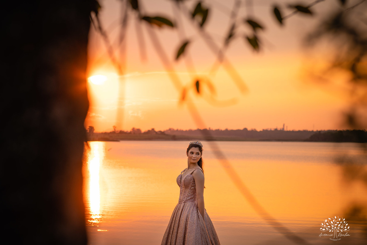 Erika – Erika 15 Anos – Ensaio – Ensaio Debutante – Parque Una – Morada do Sol – Família – Gaudéria – Felicidade – Foto Premiada – Prime Foto Association – Fotografia de Família – Debutante – Por do Sol – Vestido – Rose Gold – Antonio Rocha Fotografias