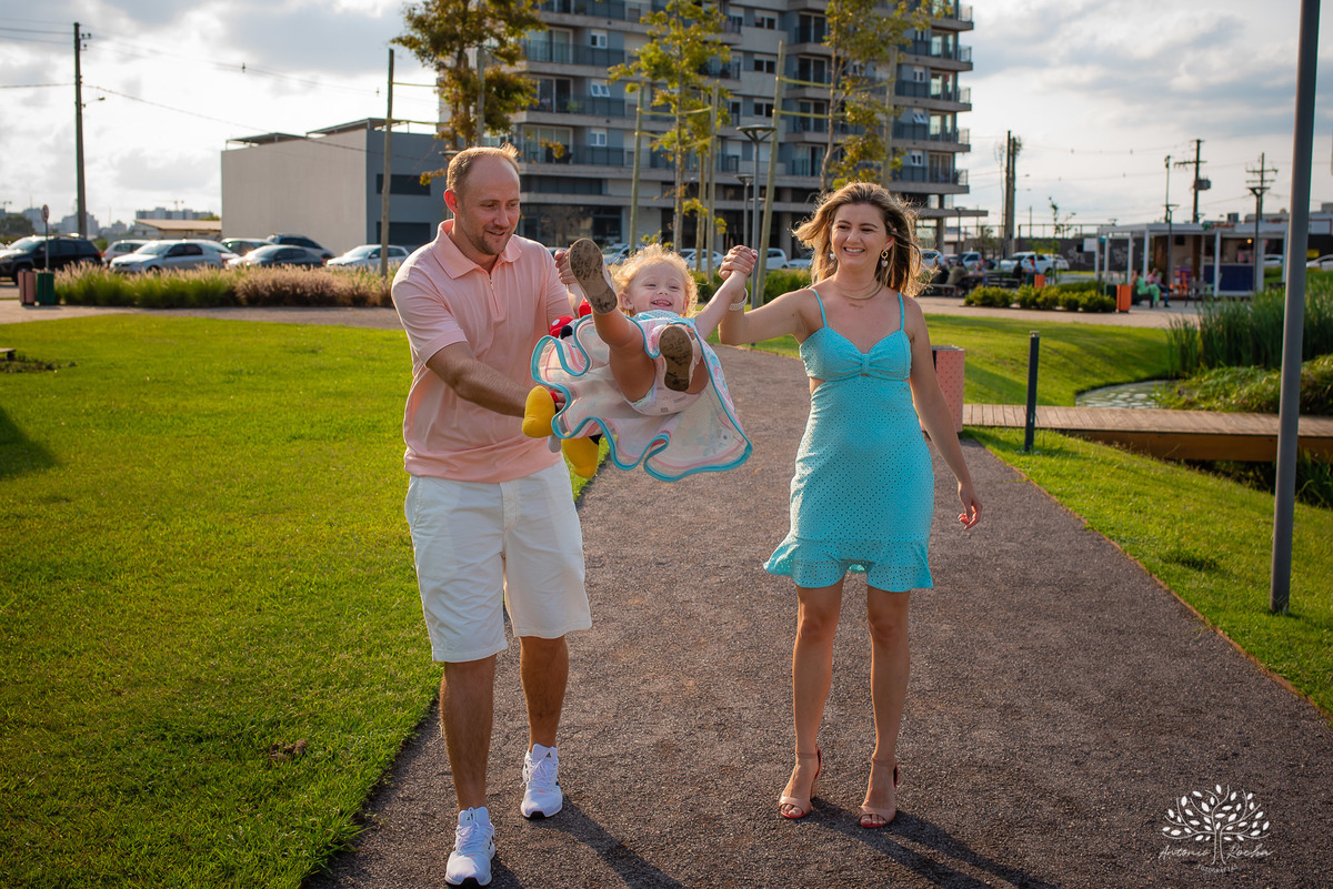 Manuela – Manu 2 Anos – Ensaio Lindo – Ensaio Família – Parque Una – Diversão – Amor – Família – Experiência – Vida – Felicidade – Aprendizado – Açai – Foto Premiada – Prime Foto Association – Fotografia de Família – Infantil – Antonio Rocha Fotografias