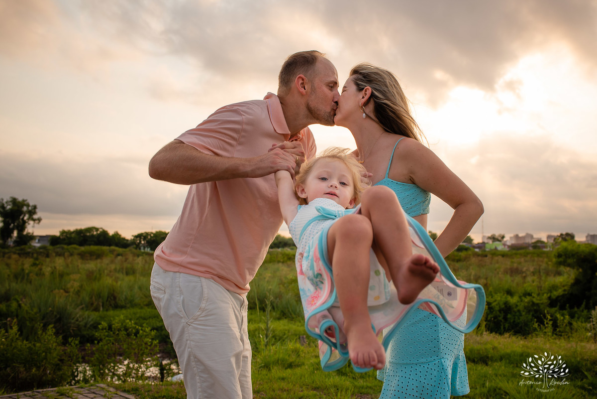 Manuela – Manu 2 Anos – Ensaio Lindo – Ensaio Família – Parque Una – Diversão – Amor – Família – Experiência – Vida – Felicidade – Aprendizado – Açai – Foto Premiada – Prime Foto Association – Fotografia de Família – Infantil – Antonio Rocha Fotografias