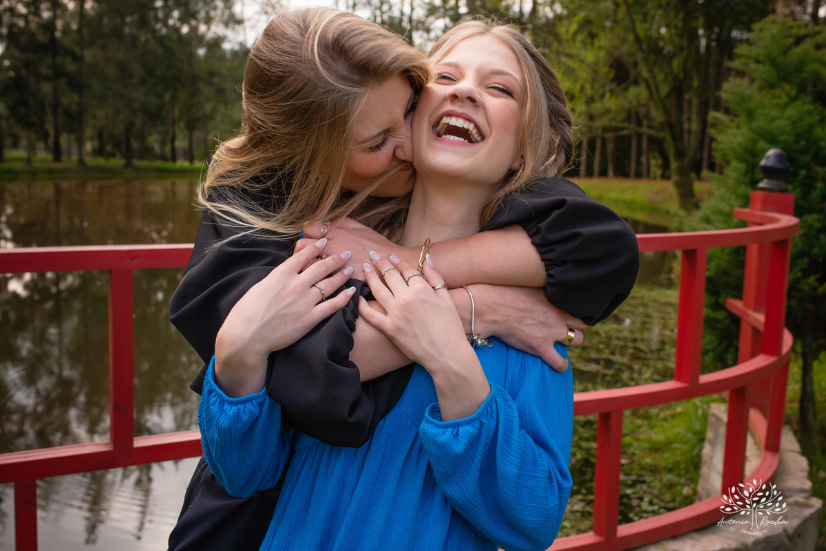 Helena – Helena 15 Anos – Ensaio – Ensaio Ar Livre – Ensaio Externa – Ensaio de 15 Anos – Quinze Anos – 15 Anos – Chácara Fiss – Linda – Família – Amigos – Tarde de Sol – Amor – Felicidade – Fotografia de Família – Antonio Rocha Fotografias – Pelotas – RS