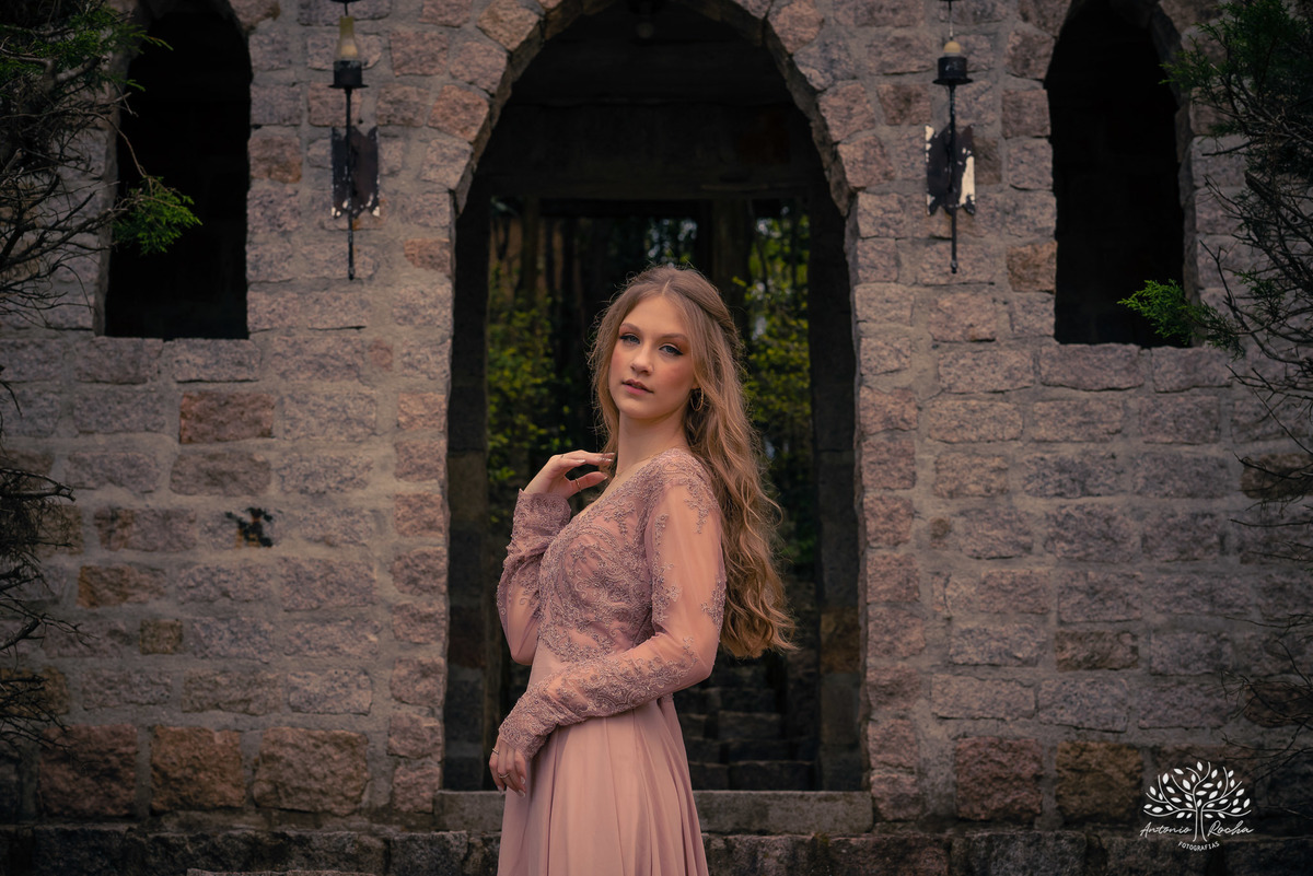 Helena – Helena 15 Anos – Ensaio – Ensaio Ar Livre – Ensaio Externa – Ensaio de 15 Anos – Quinze Anos – 15 Anos – Chácara Fiss – Linda – Família – Amigos – Tarde de Sol – Amor – Felicidade – Fotografia de Família – Antonio Rocha Fotografias – Pelotas – RS