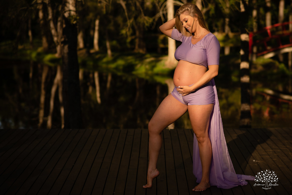 Natália – Tiago – Bento – Chácara da Família Fiss – Tarde de Sol – Campo – Gestante – Grávida – Ensaio Gestante – Felicidade – Amor – Menino – Vida – Dança – Pelotas – Campo – Natália + Tiago = Bento – Antonio Rocha Fotografias – Família Linda – Movimento