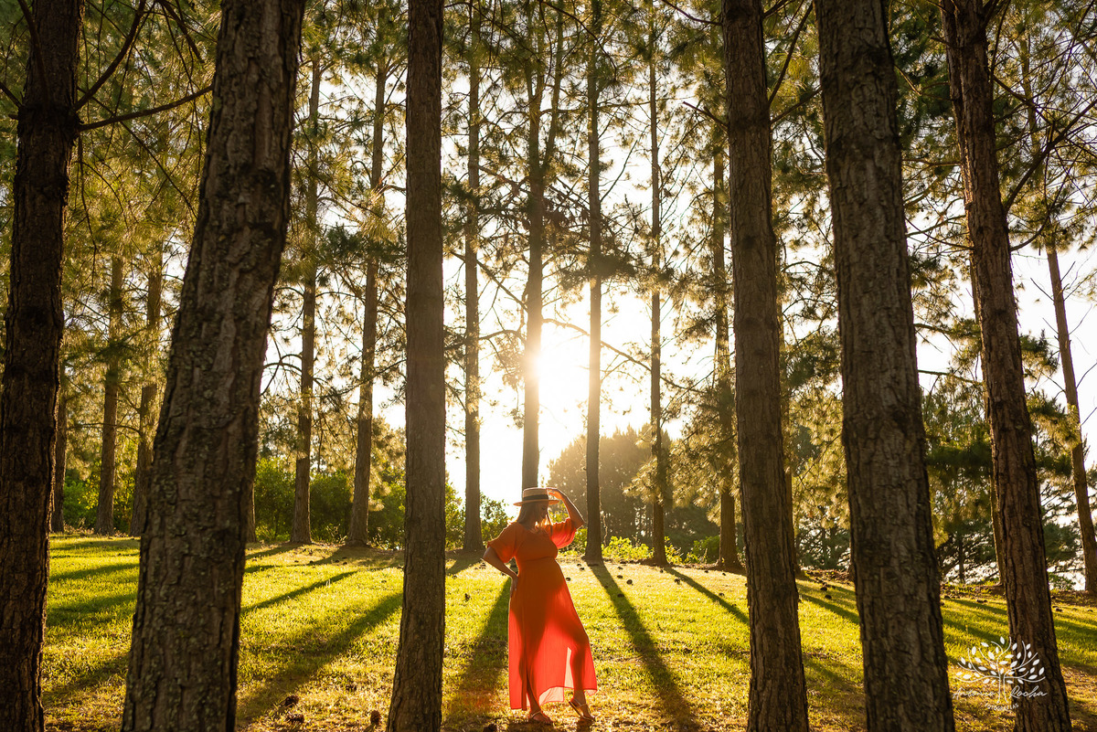 Natália – Tiago – Bento – Chácara da Família Fiss – Tarde de Sol – Campo – Gestante – Grávida – Ensaio Gestante – Felicidade – Amor – Menino – Vida – Dança – Pelotas – Campo – Natália + Tiago = Bento – Antonio Rocha Fotografias – Família Linda – Movimento