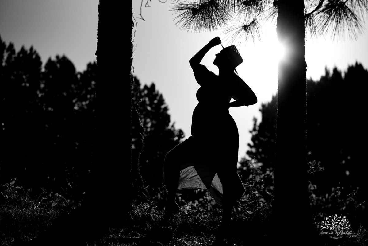 Natália – Tiago – Bento – Chácara da Família Fiss – Tarde de Sol – Campo – Gestante – Grávida – Ensaio Gestante – Felicidade – Amor – Menino – Vida – Dança – Pelotas – Campo – Natália + Tiago = Bento – Antonio Rocha Fotografias – Família Linda – Movimento