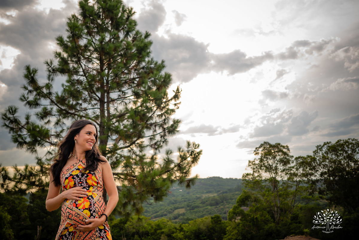 Paola – Matheus – Sophia – Parque Stone Land – Tarde de Sol – Campo – Gestante – Grávida – Ensaio Gestante – Felicidade – Amor – Menina – Vida – Pelotas – Rock n’Roll – Sophia = Paola + Matheus – Antonio Rocha Fotografias – Família Linda – Pets – Dogs