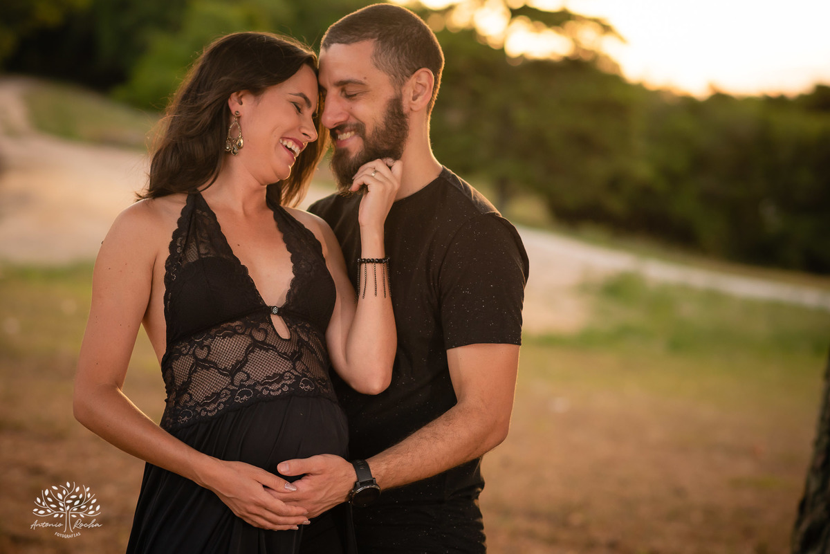 Paola – Matheus – Sophia – Parque Stone Land – Tarde de Sol – Campo – Gestante – Grávida – Ensaio Gestante – Felicidade – Amor – Menina – Vida – Pelotas – Rock n’Roll – Sophia = Paola + Matheus – Antonio Rocha Fotografias – Família Linda – Pets – Dogs