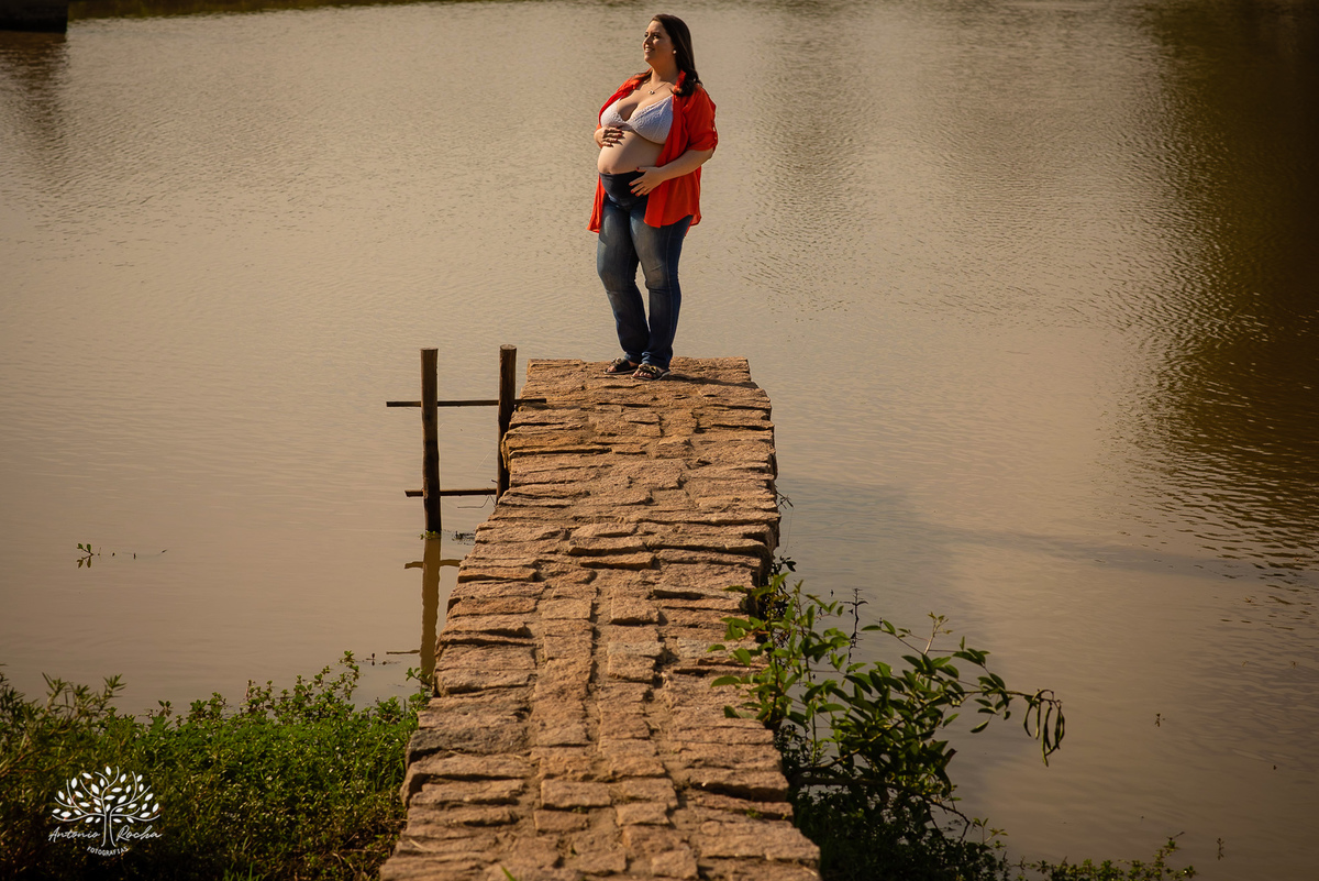 Fernanda – Robson – Joaquim – Caetano – Vinícola Nardello – Tarde de Sol – Campo – Gestante – Grávida – Ensaio Gestante – Felicidade – Amor – Menino – Vida – Pelotas – Quarteto – Fernanda + Robson = Joaquim e Caetano – Antonio Rocha Fotografias – Família 
